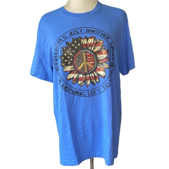 Southern Charms by Teresa Tops - Southern Charms by Teresa T-shirt saying & design on front short sleeve Sz large